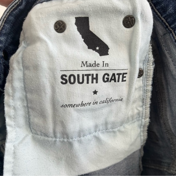 AG Adriano Goldschmied Women’s size 26‎ The Sadie High-Rise Short EUC - Picture 8 of 8